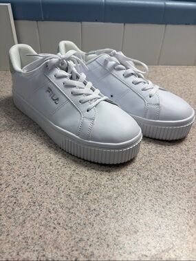 Fila Women's White Platform Lace-Up Sneakers